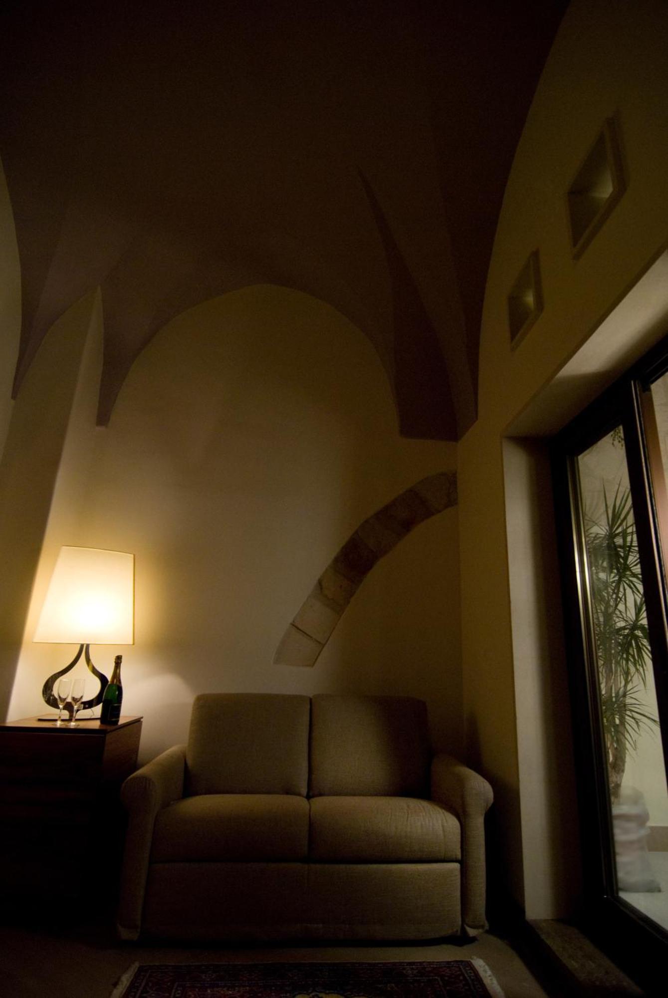 Alvino Suite And Breakfast Lecce Oda fotoğraf