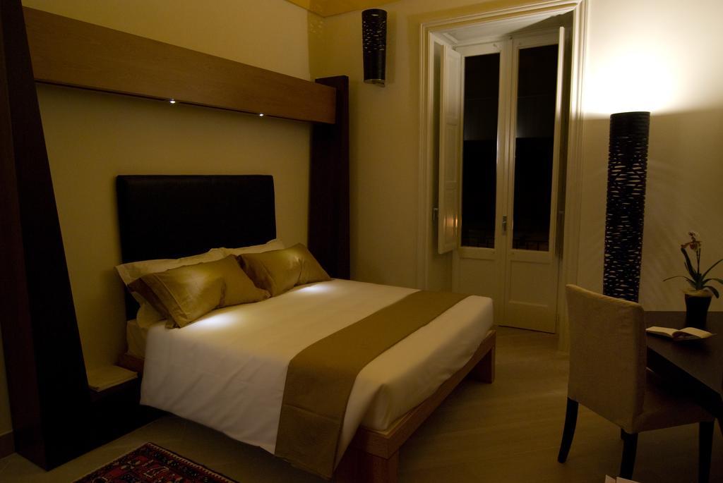 Alvino Suite And Breakfast Lecce Oda fotoğraf