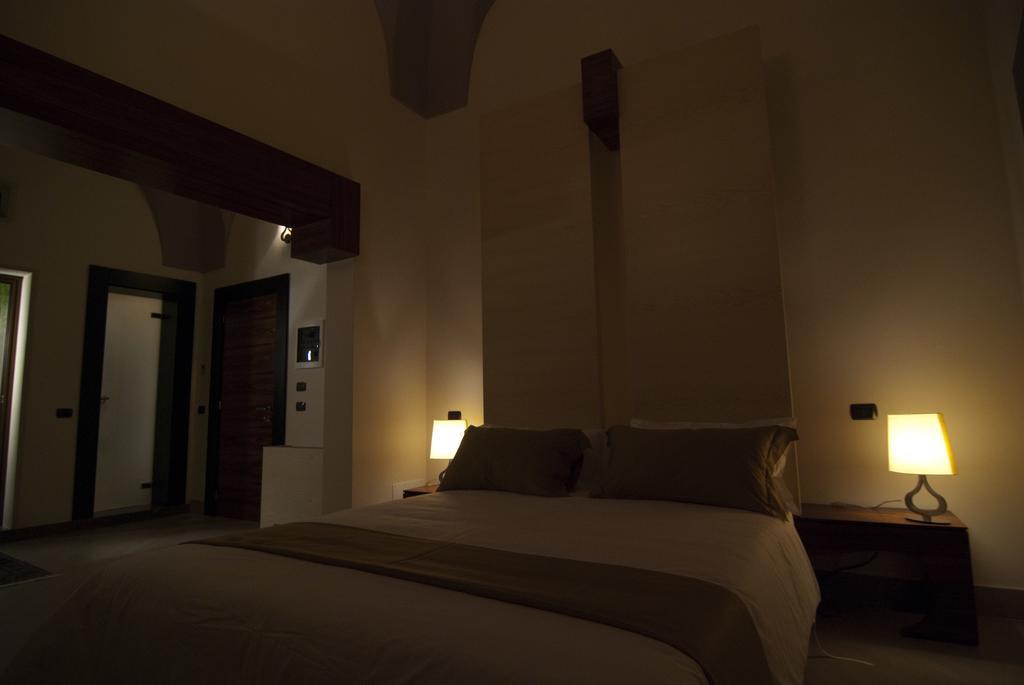 Alvino Suite And Breakfast Lecce Oda fotoğraf